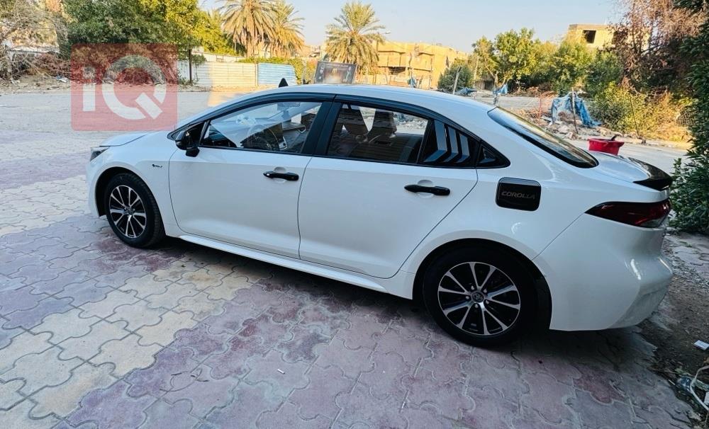 تۆیۆتا کۆرۆلا